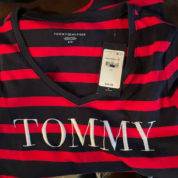 Tommy T-Shirt Sz S - Picture 2 of 4